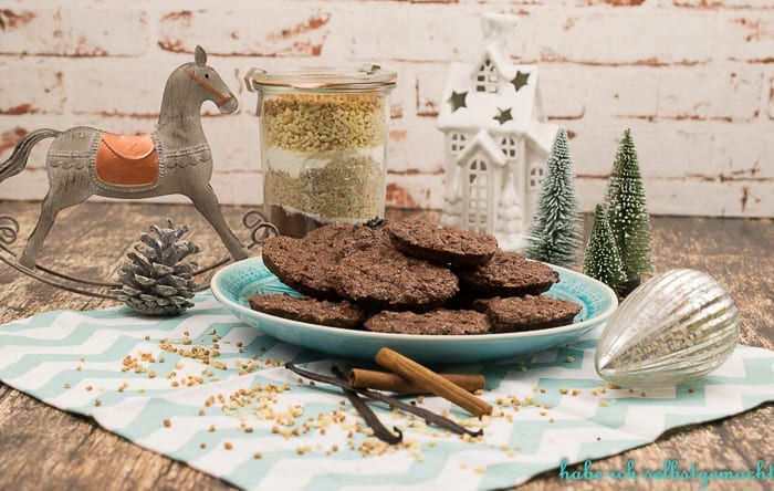 Weihnachtliche Lebkuchen Cookies als Backmischung im Glas