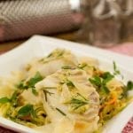 Zucchini Möhren Nudelnm it Senf-Dill-Rahm und Fisch