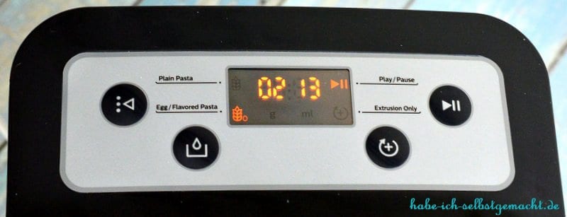 Test Philips Pastamaker - 3 Minuten wird geknetet