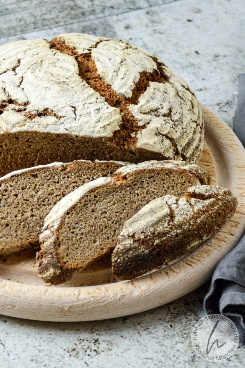 Brot #97 - Roggen Dinkel Vollkornbrot - Selbstgemacht - Der Foodblog
