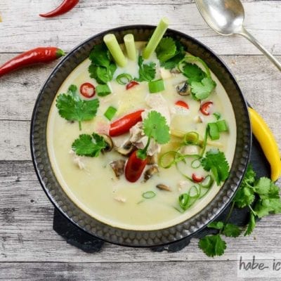 Tom Kha Gai – Thailändische Suppe mit Kokosmilch