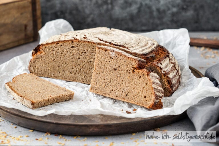 Brot #87 - Roggenbrot mit Leinsamen - Selbstgemacht - Der Foodblog