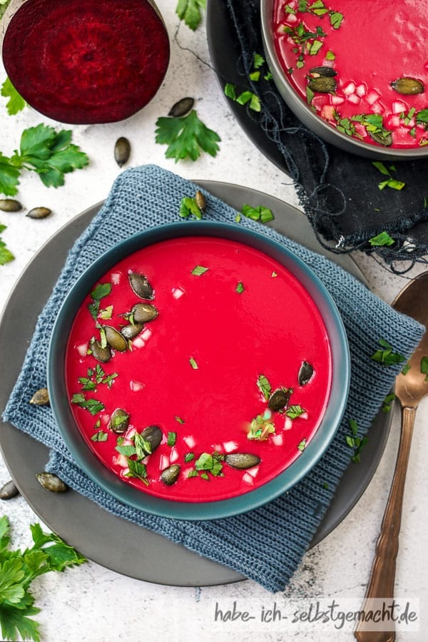 Rote Bete Apfel Suppe