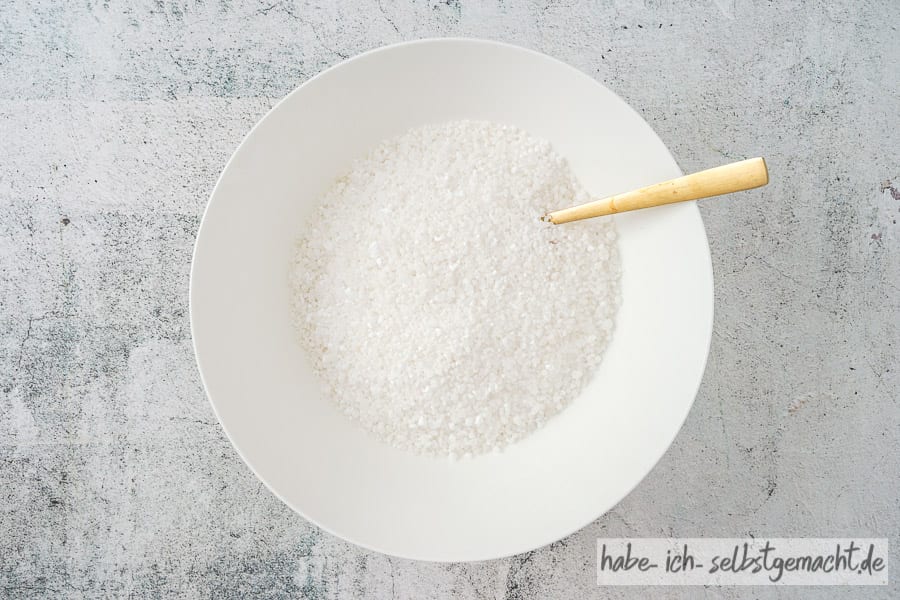 Lavendel Badesalz - Salz mit Lebensmittelfarbe einfärben