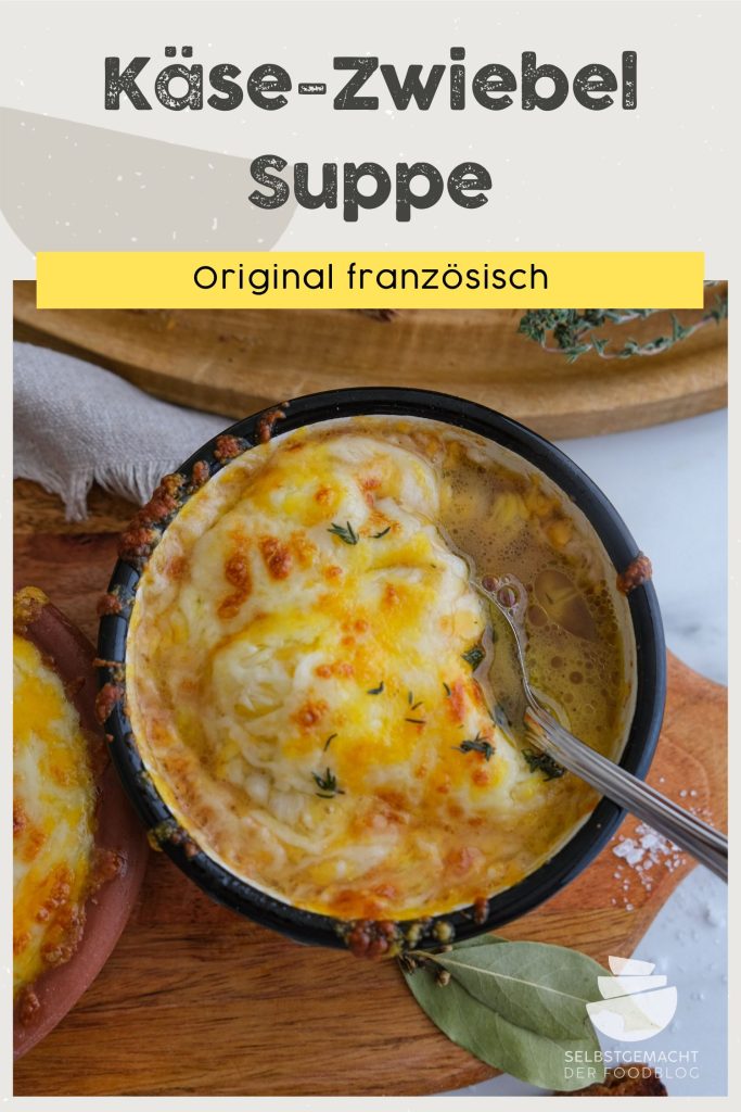 Französische Zwiebelsuppe mit Käse überbacken