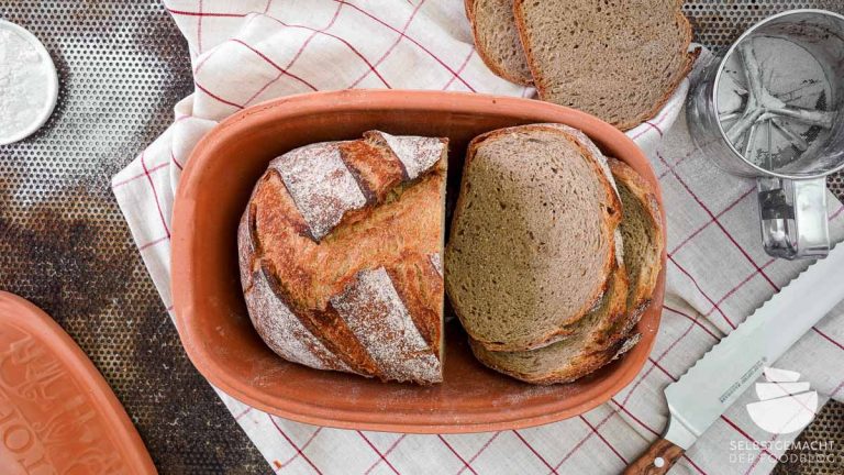 Brot #123 – Landbrot im Römertopf