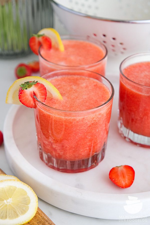 Erdbeer-Basilikum Limonade