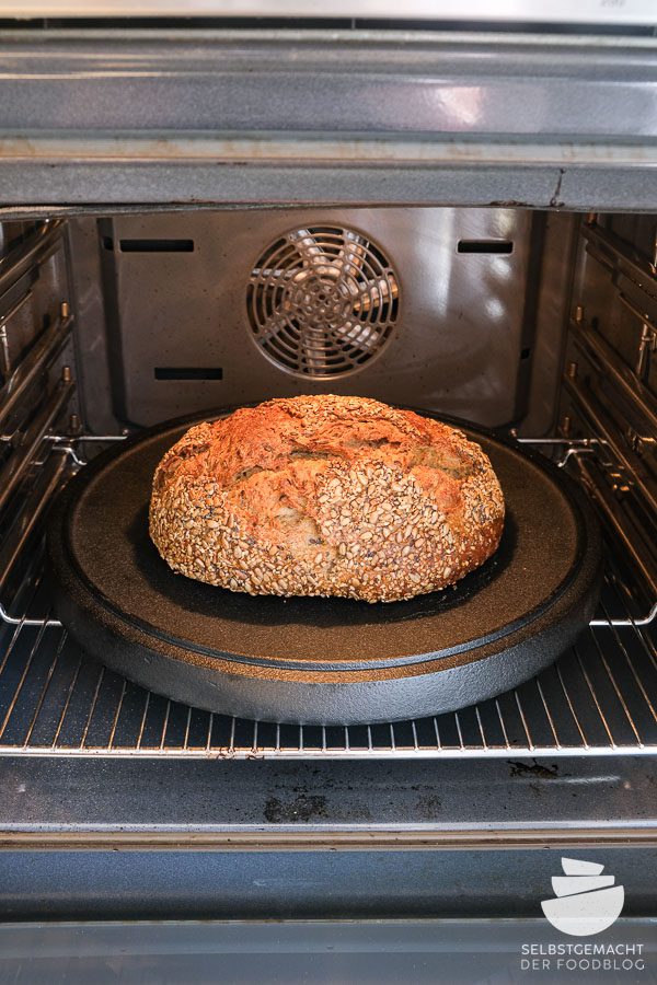 Brot Backen im Dutch Oven