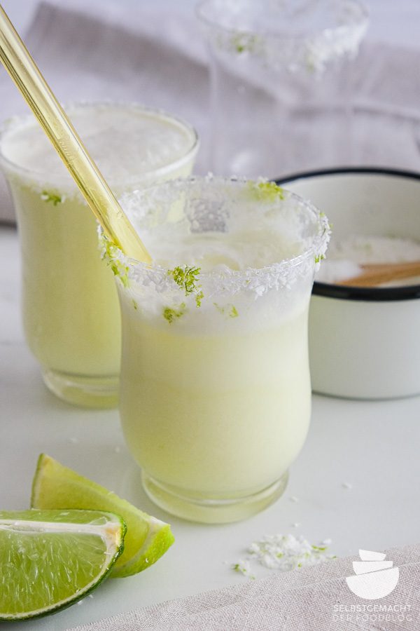 Alkoholfreier Cocktail mit Limette