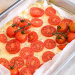 Low Carb Tomatenauflauf mit Hüttenkäse backen
